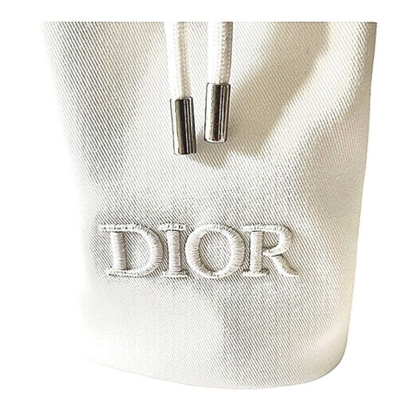 DIOR White Canvas Bucket Pouch Beauty Embroidered DIOR Logo & Box! - Picture 12 of 15